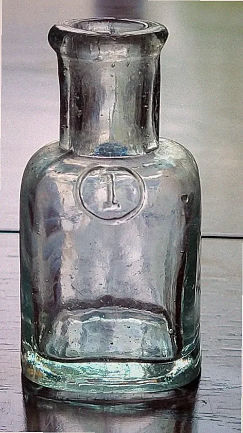 Antique Aqua Sample Size Ink bottle