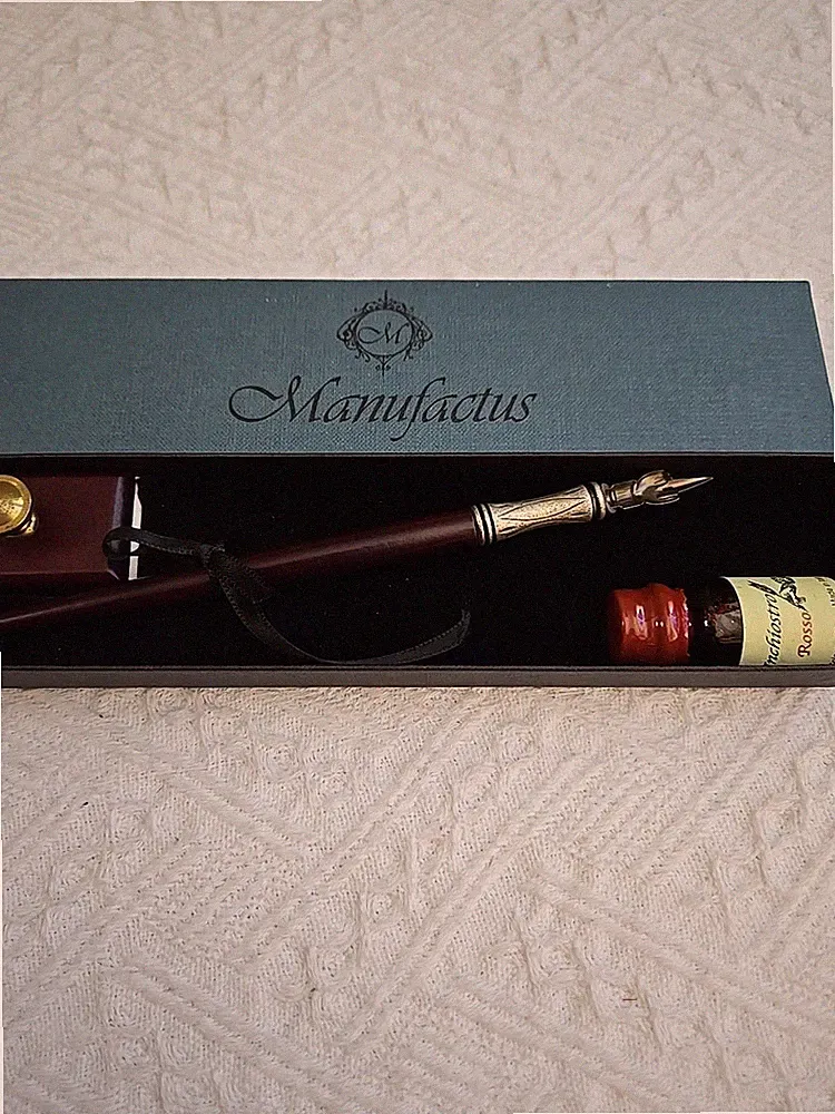 Calligraphy Set-Pen, Unopened Bottle Of Ink, Blotter, NIB Made In Italy Gift Set