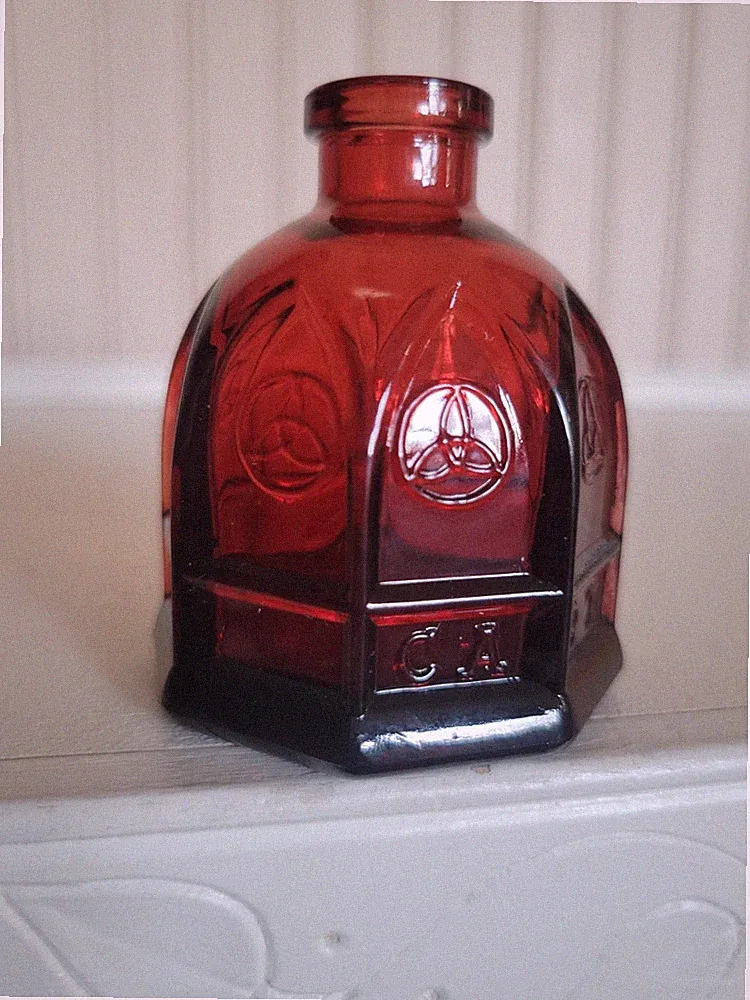 Vintage Ruby Red Glass Ink Bottle Celtic Knots Carter Cathedral Wheaton NJ